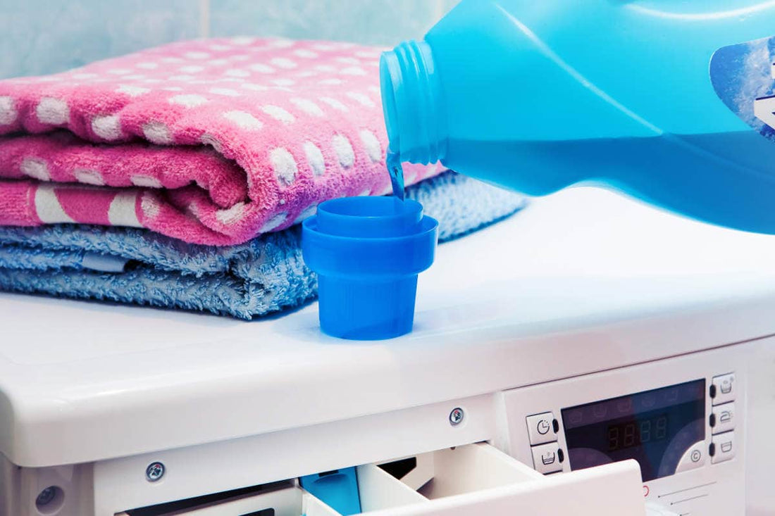 How to properly wash polyester fabric clothes