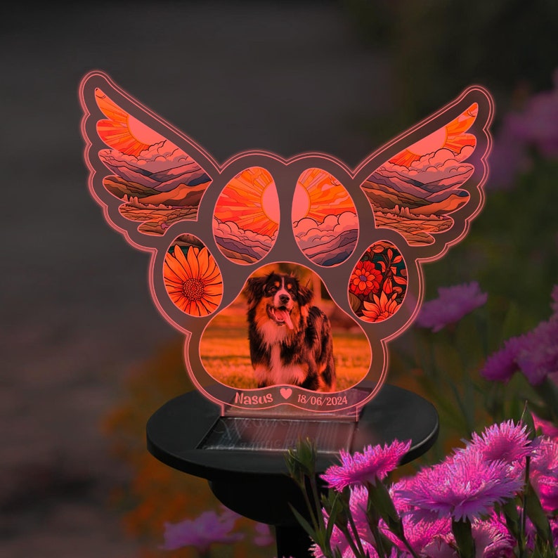 Custom Photo Pet Memorial Solar Light, Dog Loss Sympathy Gift, Personalized Cat Dog Photo Memorial Solar Power Garden, Pet Remembrance Gift SGL0003