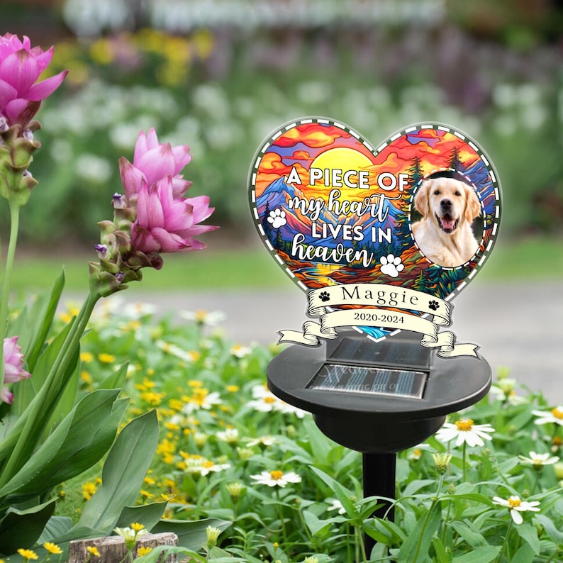 Custom Photo Pet Memorial Solar Light, Dog Loss Sympathy Gift, Personalized Cat Dog Photo Memorial Solar Power Garden, Pet Remembrance Gift SGL0004